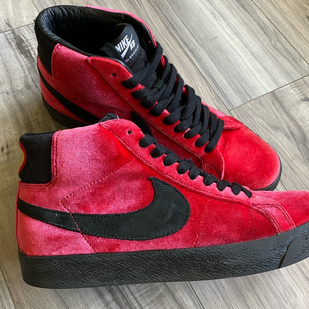 Nike Red and Black Kevin Bradley Sneakers